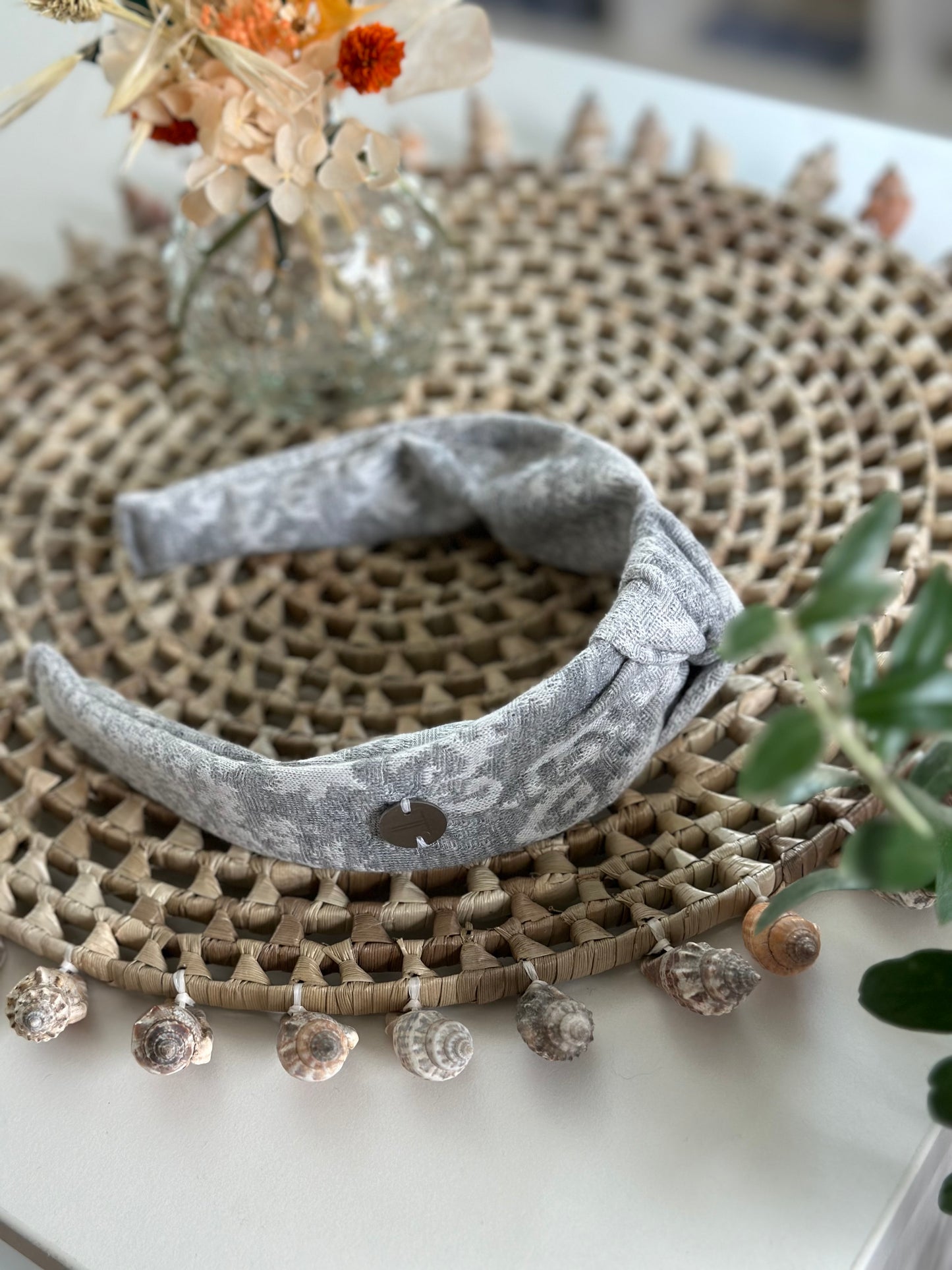 KNOTEN HAARREIFEN MUSTER